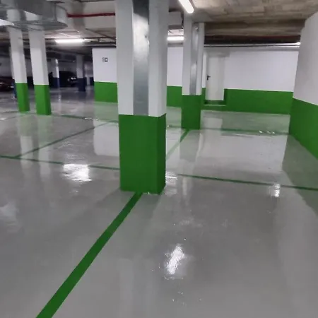 아파트 Essential By Charlie