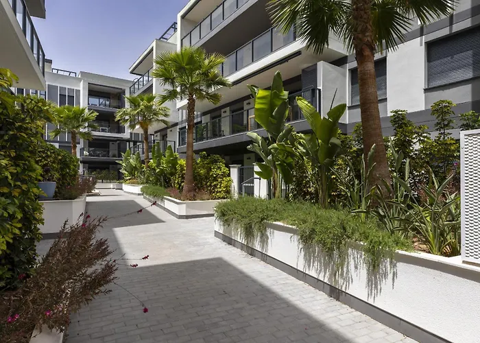 Apartman Essential By Charlie